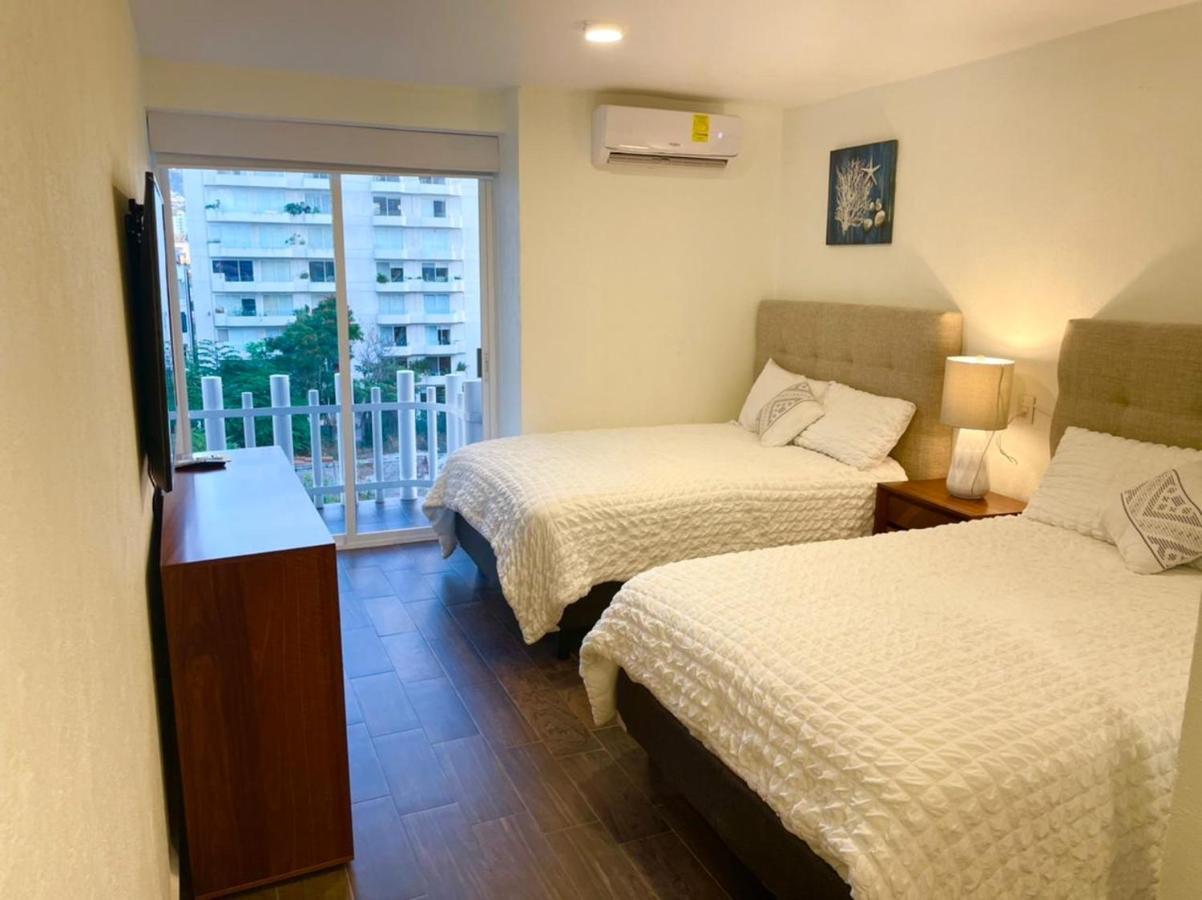 Sky Inn Acapulco Y Condominio Mediterrane Kültér fotó