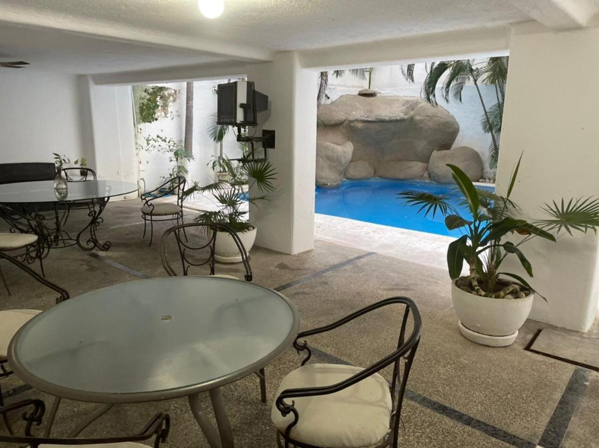 Sky Inn Acapulco Y Condominio Mediterrane Kültér fotó