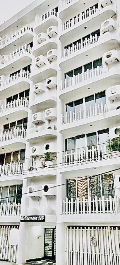 Sky Inn Acapulco Y Condominio Mediterrane Kültér fotó